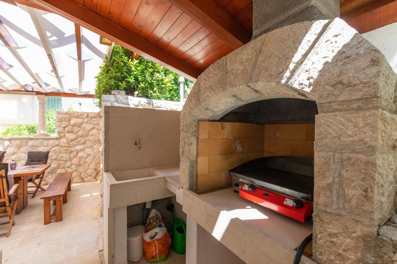 Villa Old Olive, 3Lovelyvillas Podgora Buitenkant foto